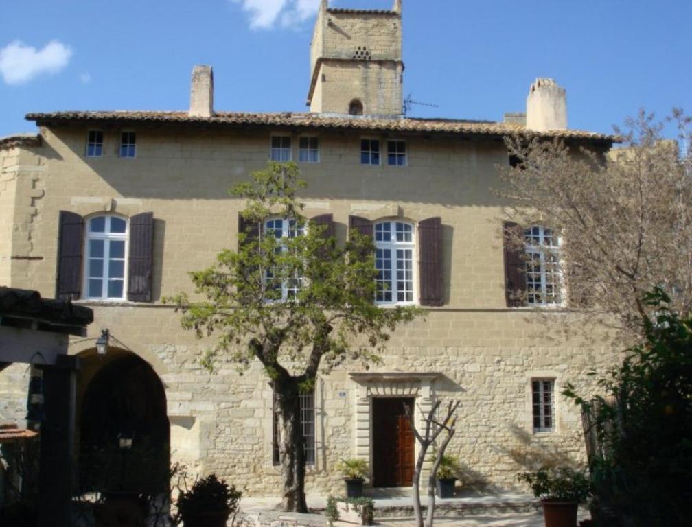 Monte Arena Bed and Breakfast Montaren-et-Saint-Médiers Eksteriør billede